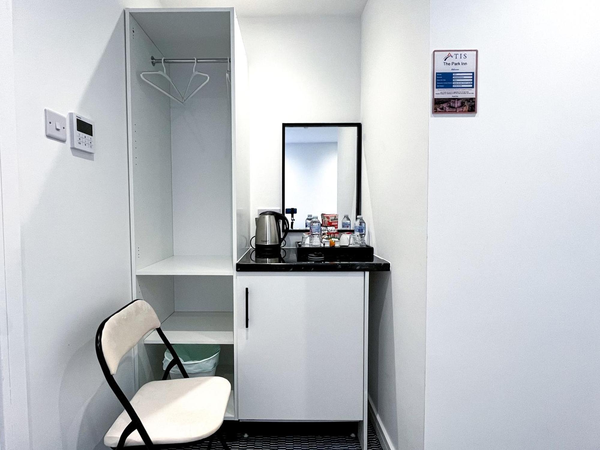 Atis The Park Inn ドーバー エクステリア 写真